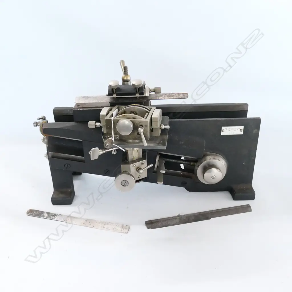 CARL REICHERT, VIENNA CAST STEEL & NICKEL MICROTOME,  No12446. w.400mm Image 1++